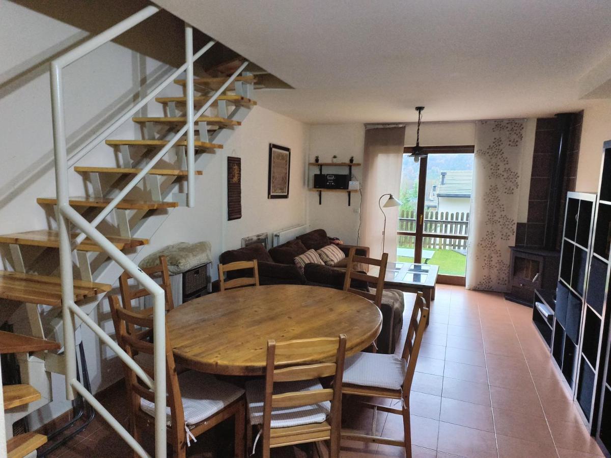 Duplex Con Jardin En Pirineos, Totalmente Equipado Apartment Villanua Ngoại thất bức ảnh